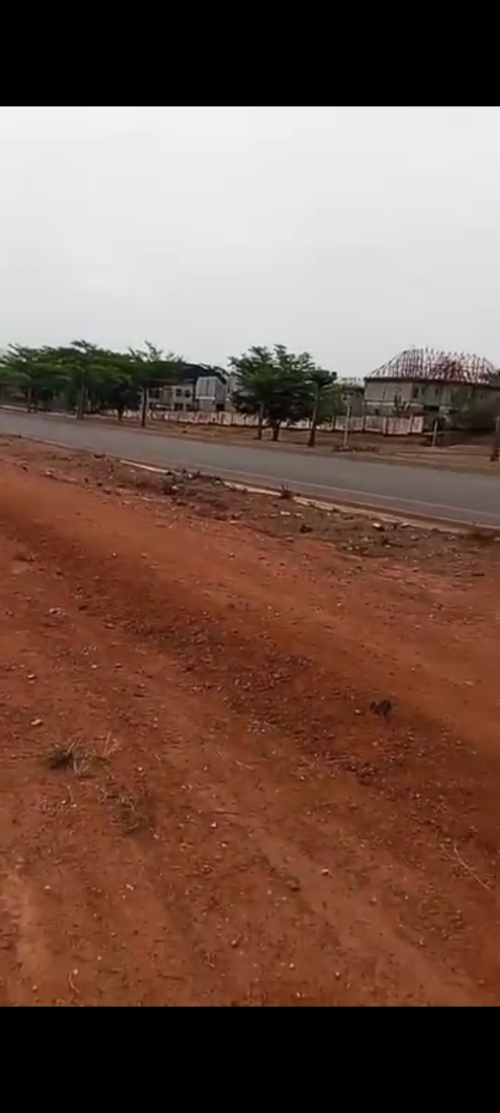 LAND SIZE: 3 HECTARES (30,000 sqm)