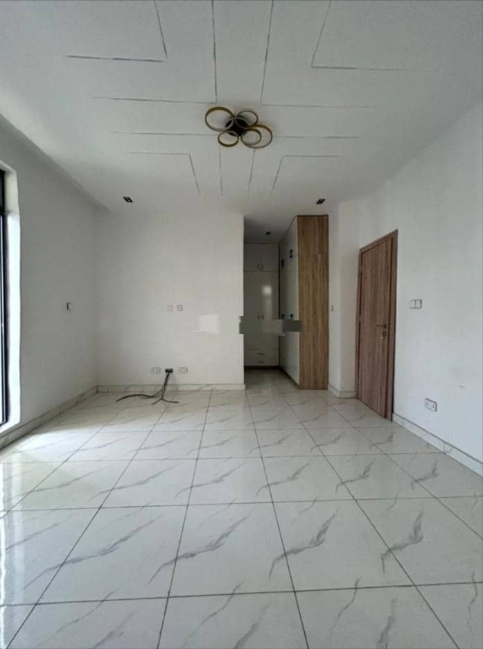 4 BEDROOM SEMI-DETACHED DUPLEX