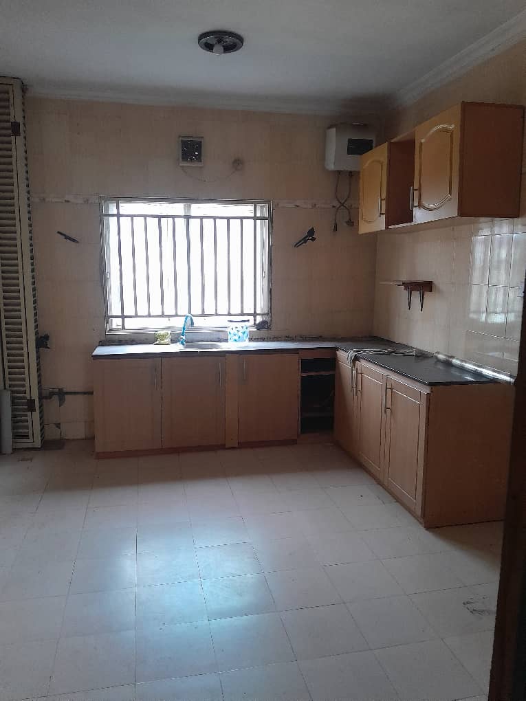 Standard 3-bedroom flat