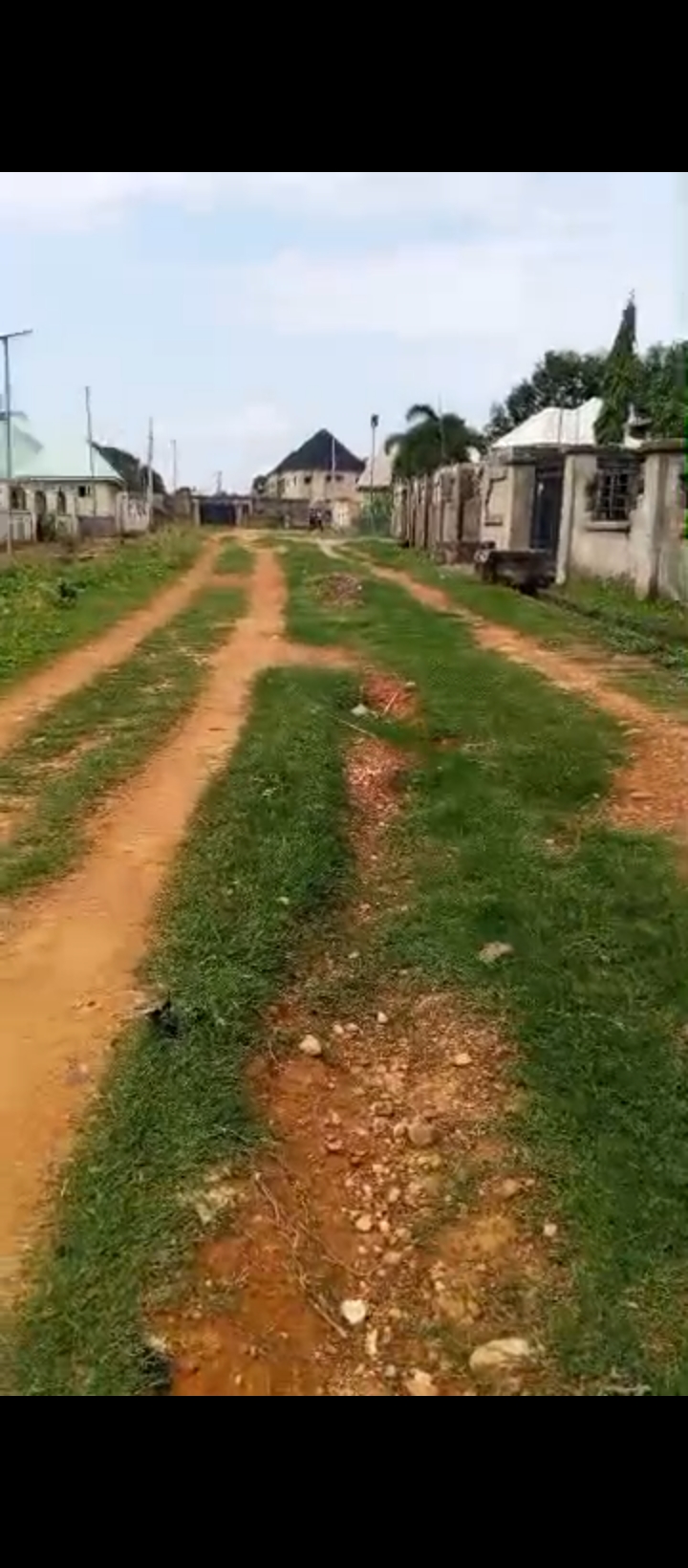 1000sqm of land