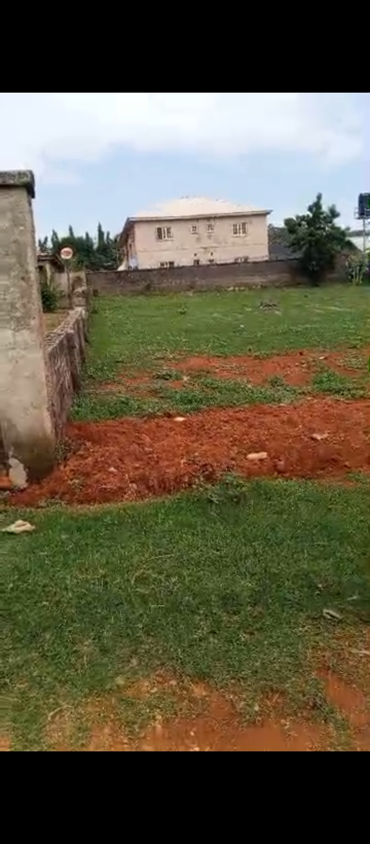 1000sqm of land