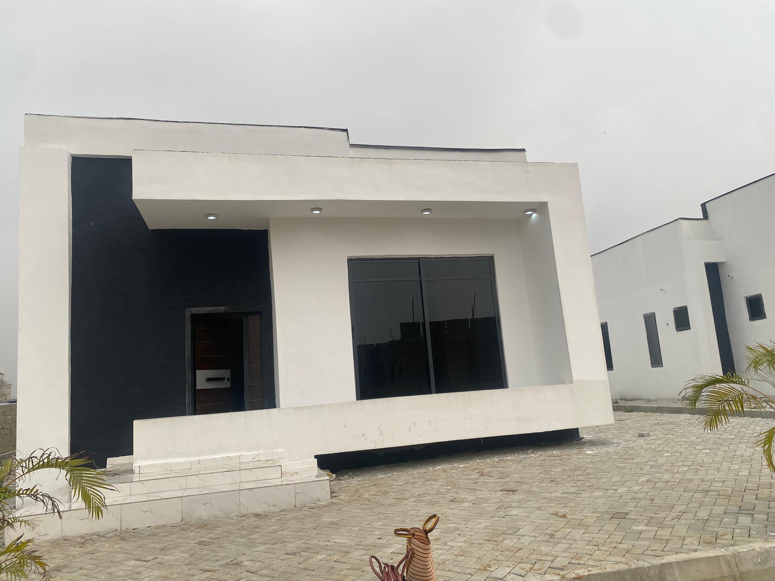 Luxury 4 bedroom bungalow