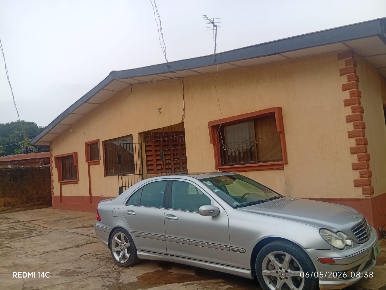 Detached 4 bedroom bungalow