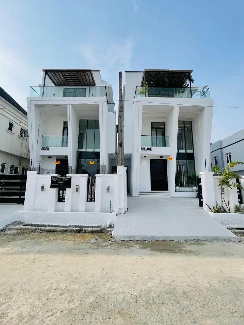 Luxury 4-Bedroom Fully Detached Duplex with a Pent House @ Lekki Palm City