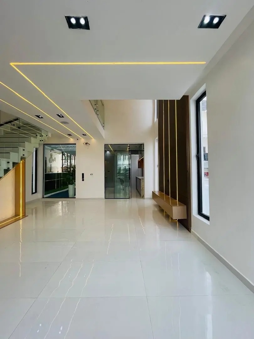 Luxury 4-Bedroom Fully Detached Duplex with a Pent House @ Lekki Palm City