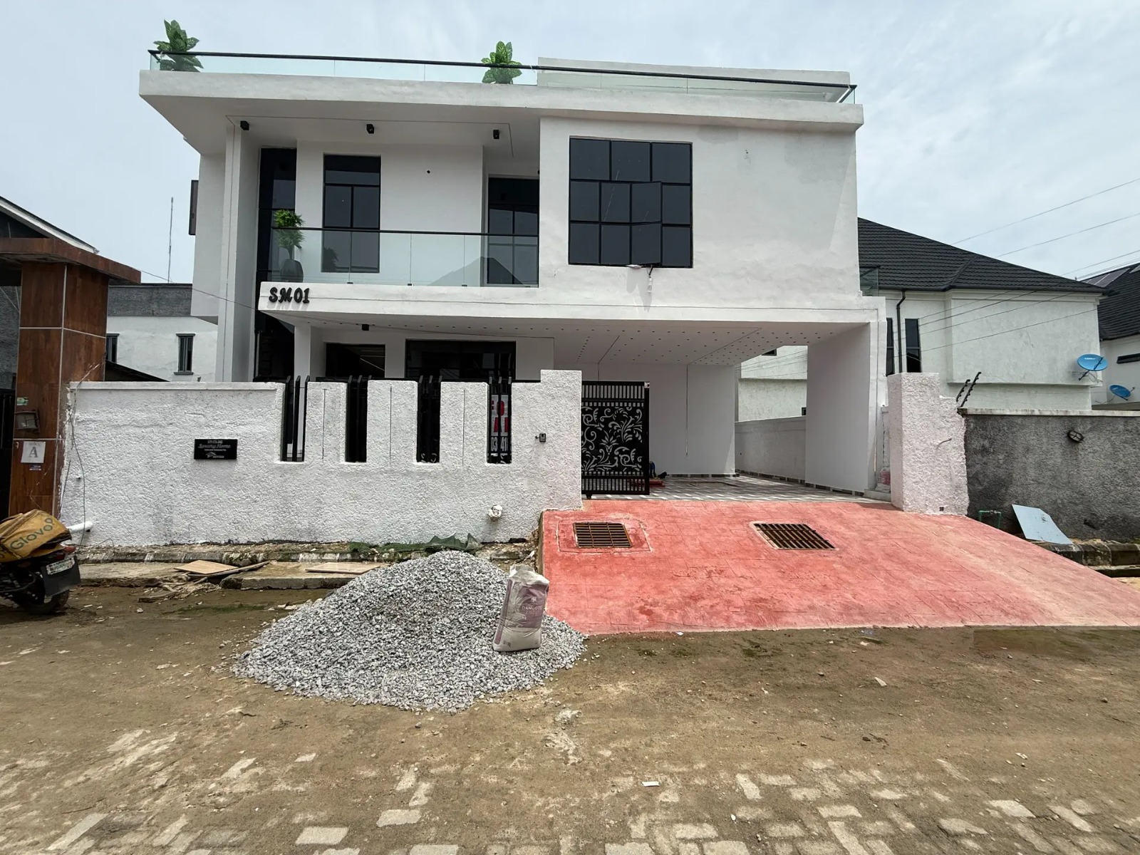 4 Bedroom Detached House for Sale at Ikota