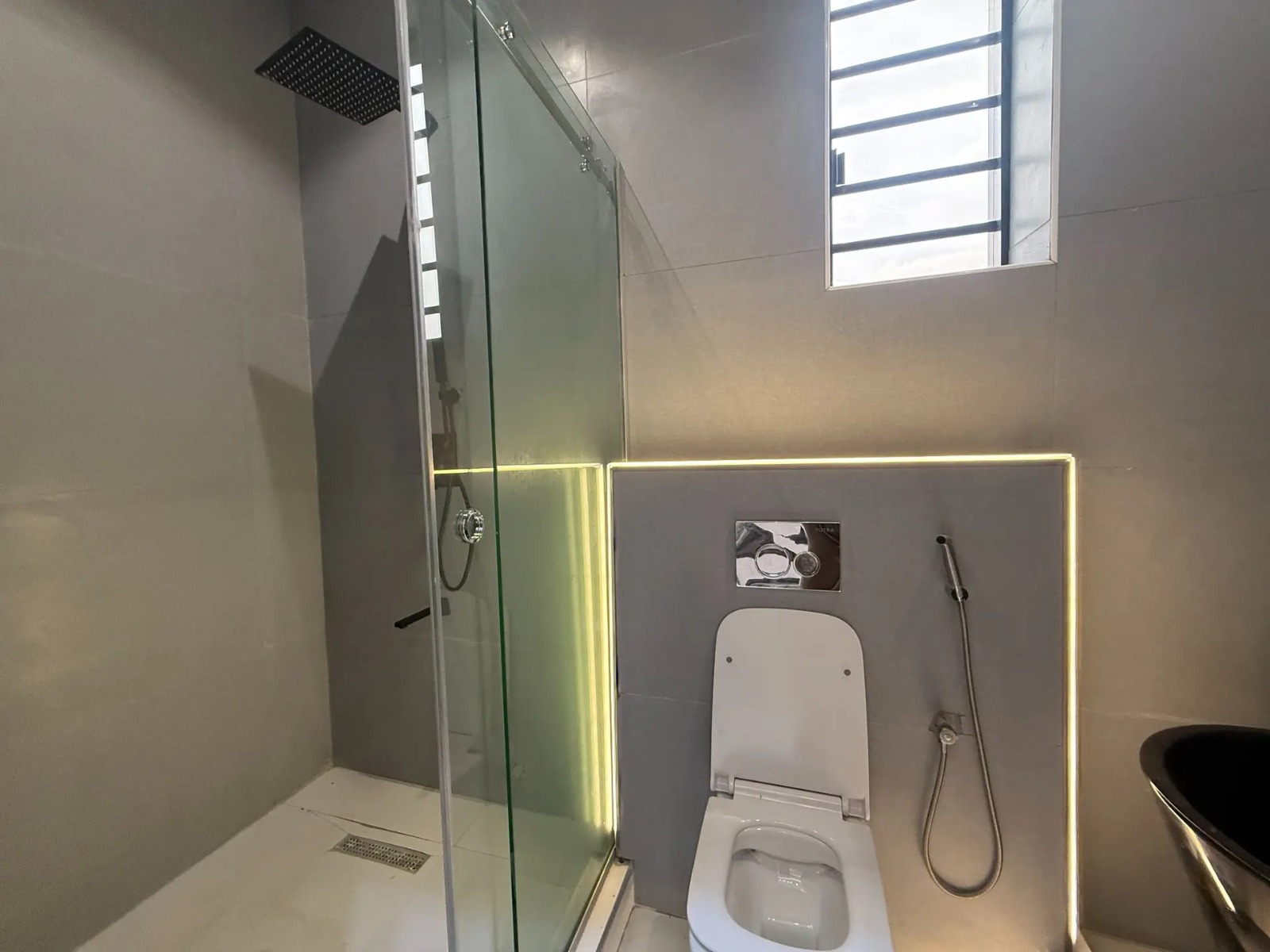 4 Bedroom Detached House for Sale at Ikota