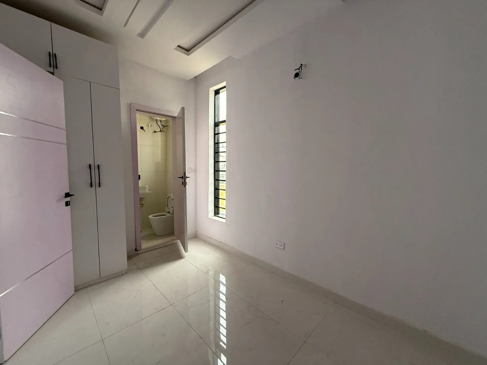 4 Bedroom Detached House for Sale at Ikota