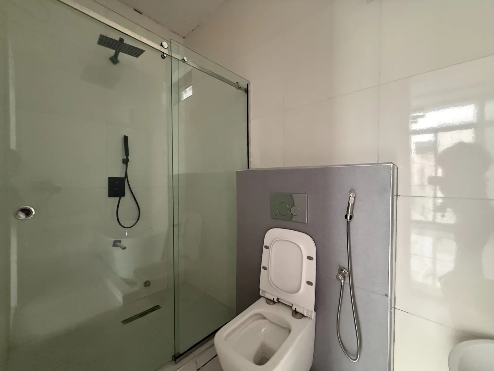 4 Bedroom Detached House for Sale at Ikota