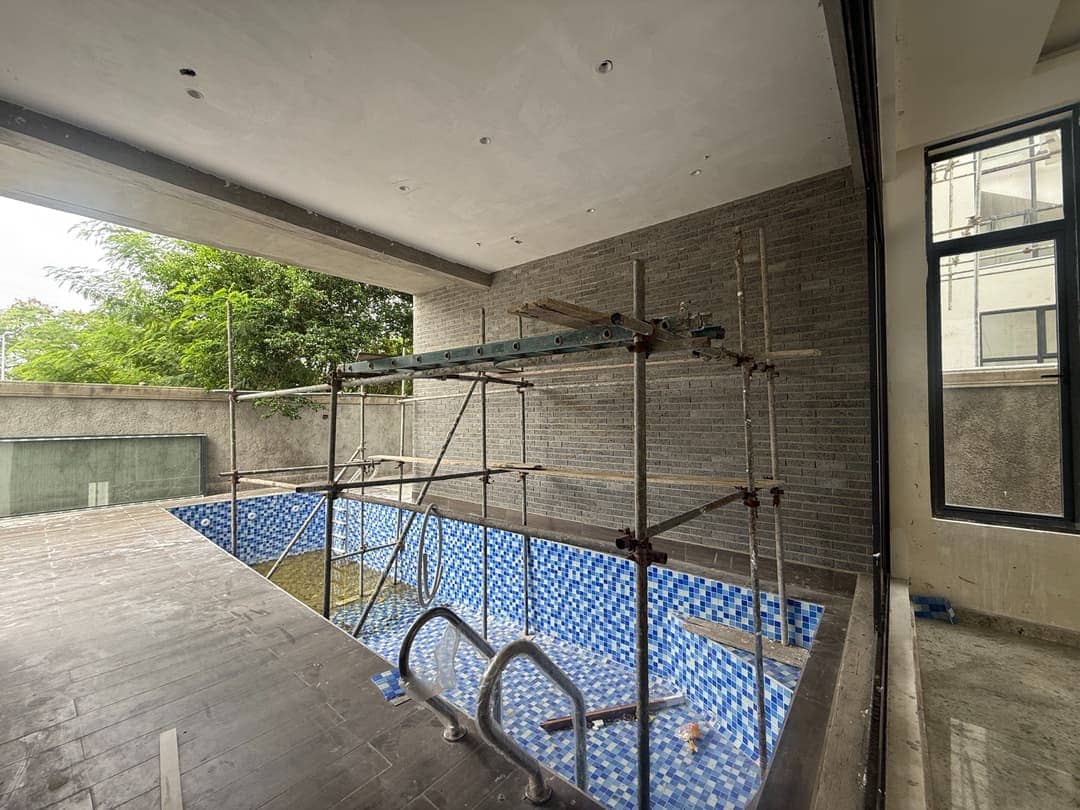 6 BEDROOM FULLY DETACHED DUPLEX FOR SALE — BANANA ISLAND, IKOYI