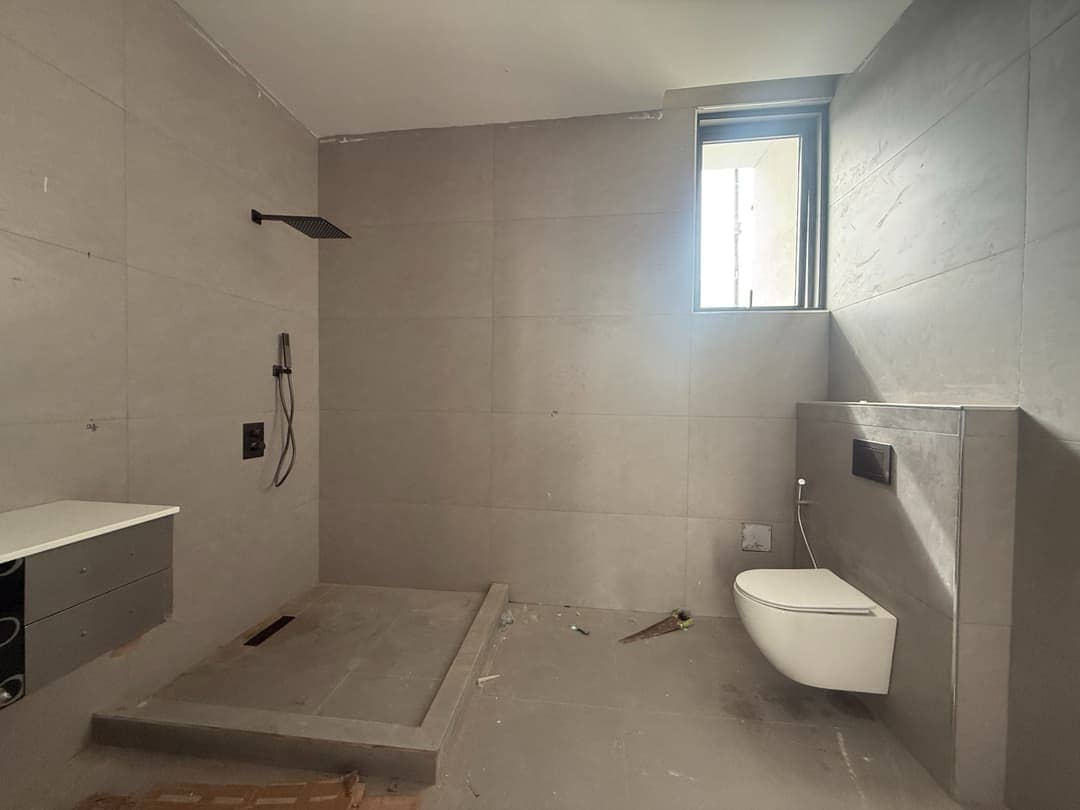 6 BEDROOM FULLY DETACHED DUPLEX FOR SALE — BANANA ISLAND, IKOYI