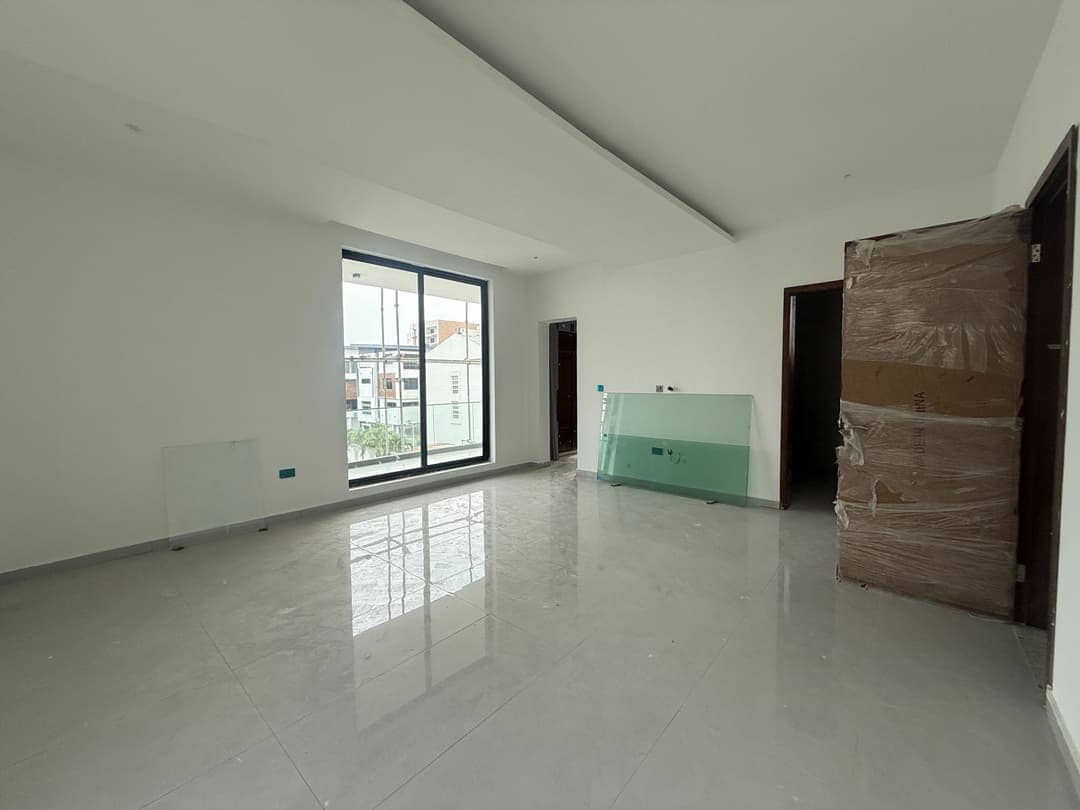 6 BEDROOM FULLY DETACHED DUPLEX FOR SALE — BANANA ISLAND, IKOYI