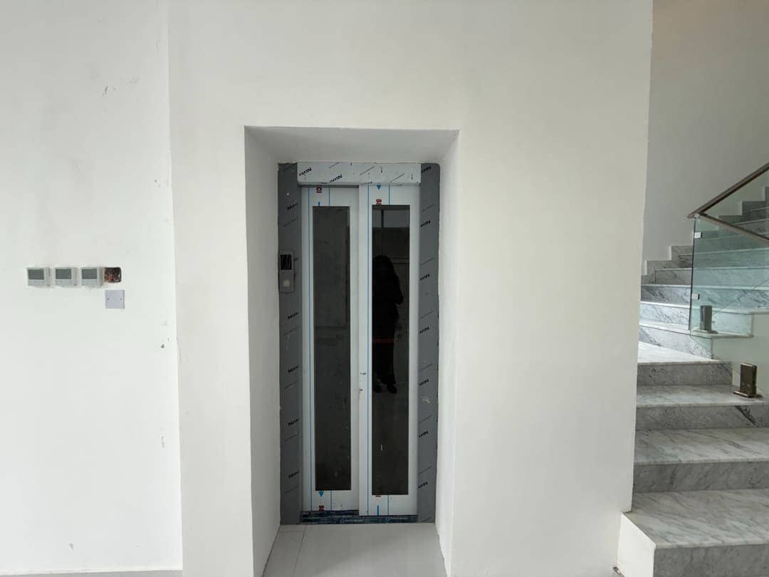 5 BEDROOM FULLY DETACHED DUPLEX FOR SALE — PARKVIEW ESTATE, IKOYI