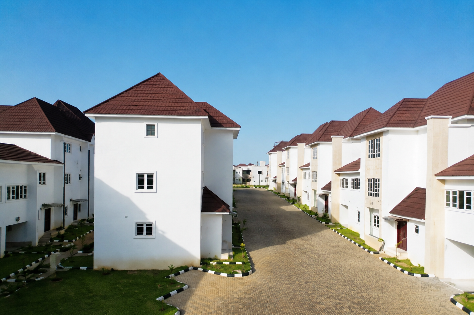 20 Units of Fully Serviced Duplexes  comprising of :  10 Units of 4 Bedroom Terrace Duplexes  & 10 Units of 5 Bedroom Terrace Duplexes