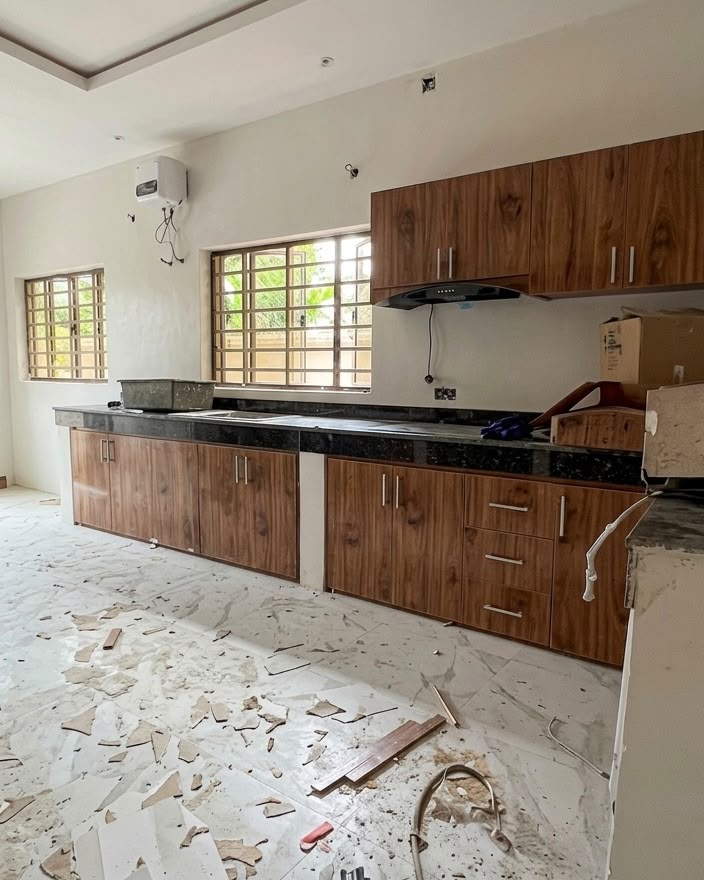 4 Bedroom Duplex for sale at Shell Cooperative