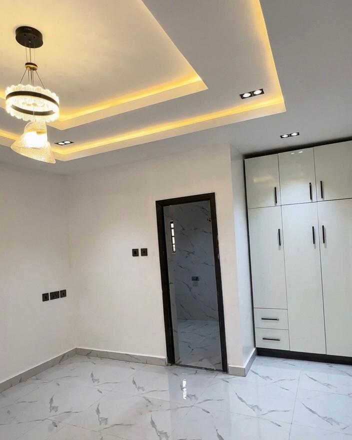 4 bedroom