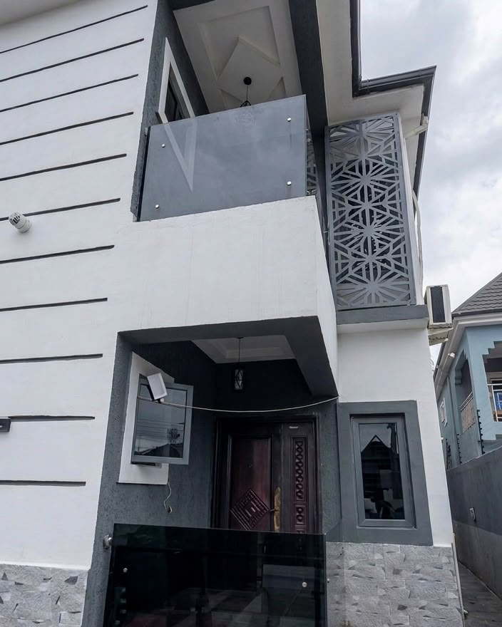 2 Bedroom duplex for rent