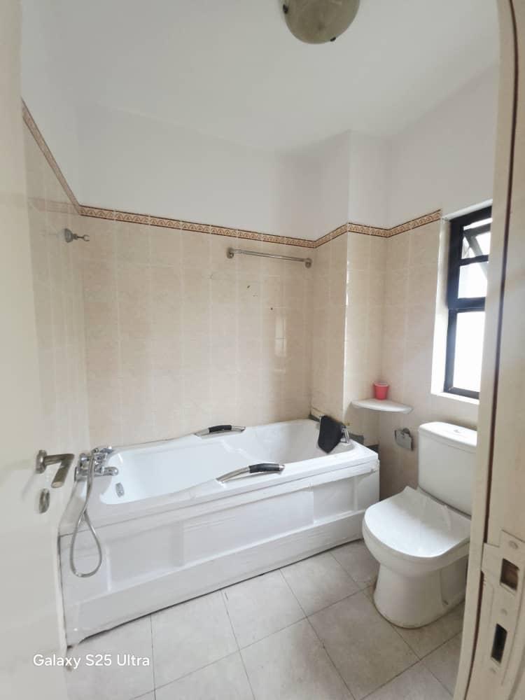 Luxury 4 Bedroom duplex vgc