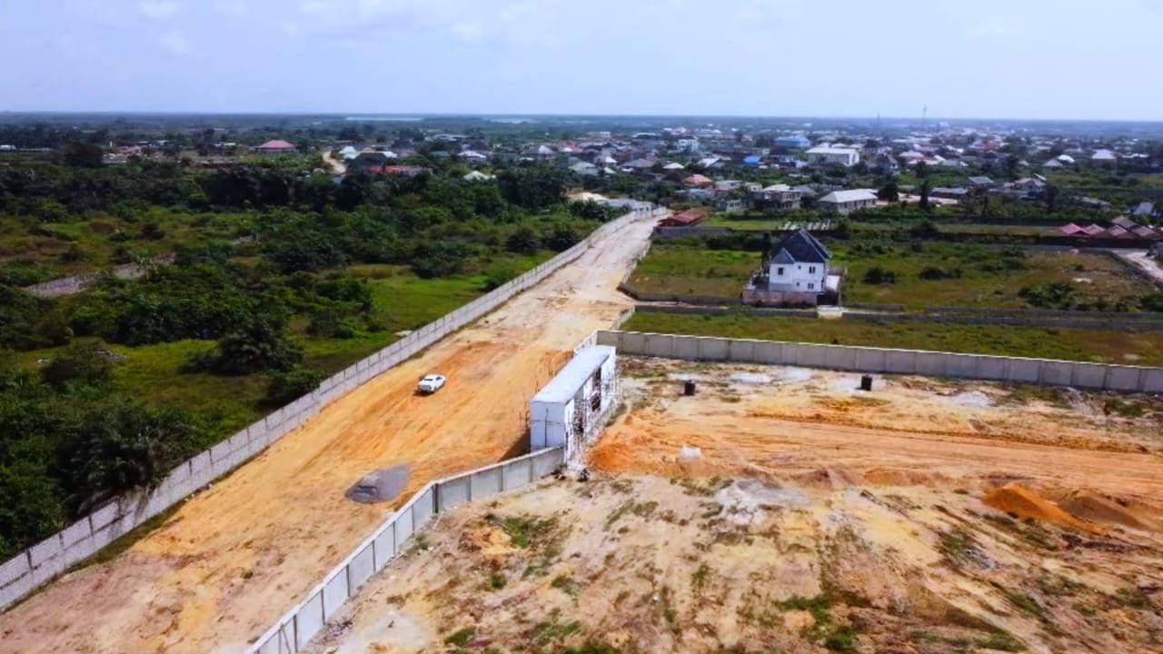 Land available for sale at Ibeju Lekki