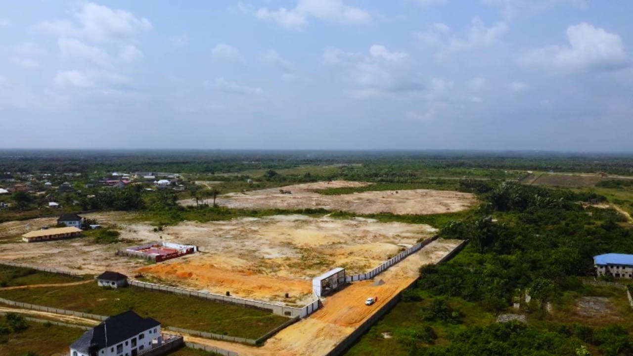 Land available for sale at Ibeju Lekki