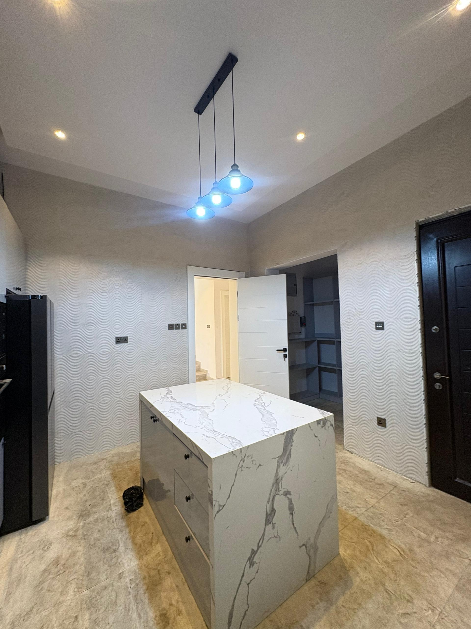 FULLY DETACHED 5-BEDROOM DUPLEX WITH ROOM AND PARLOUR BQ