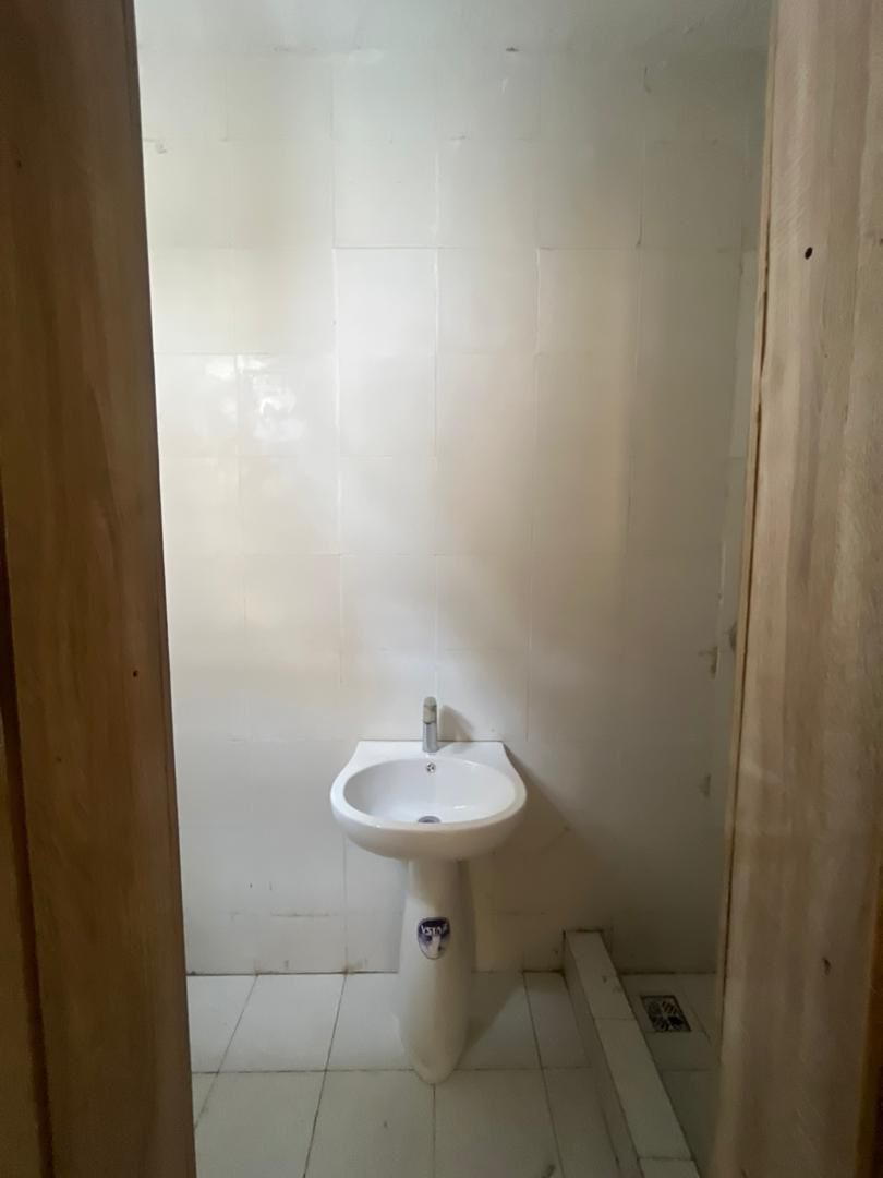 4 Bedroom Terraced Duplex LOMMON GARDEN ESTATE,ORCHID.