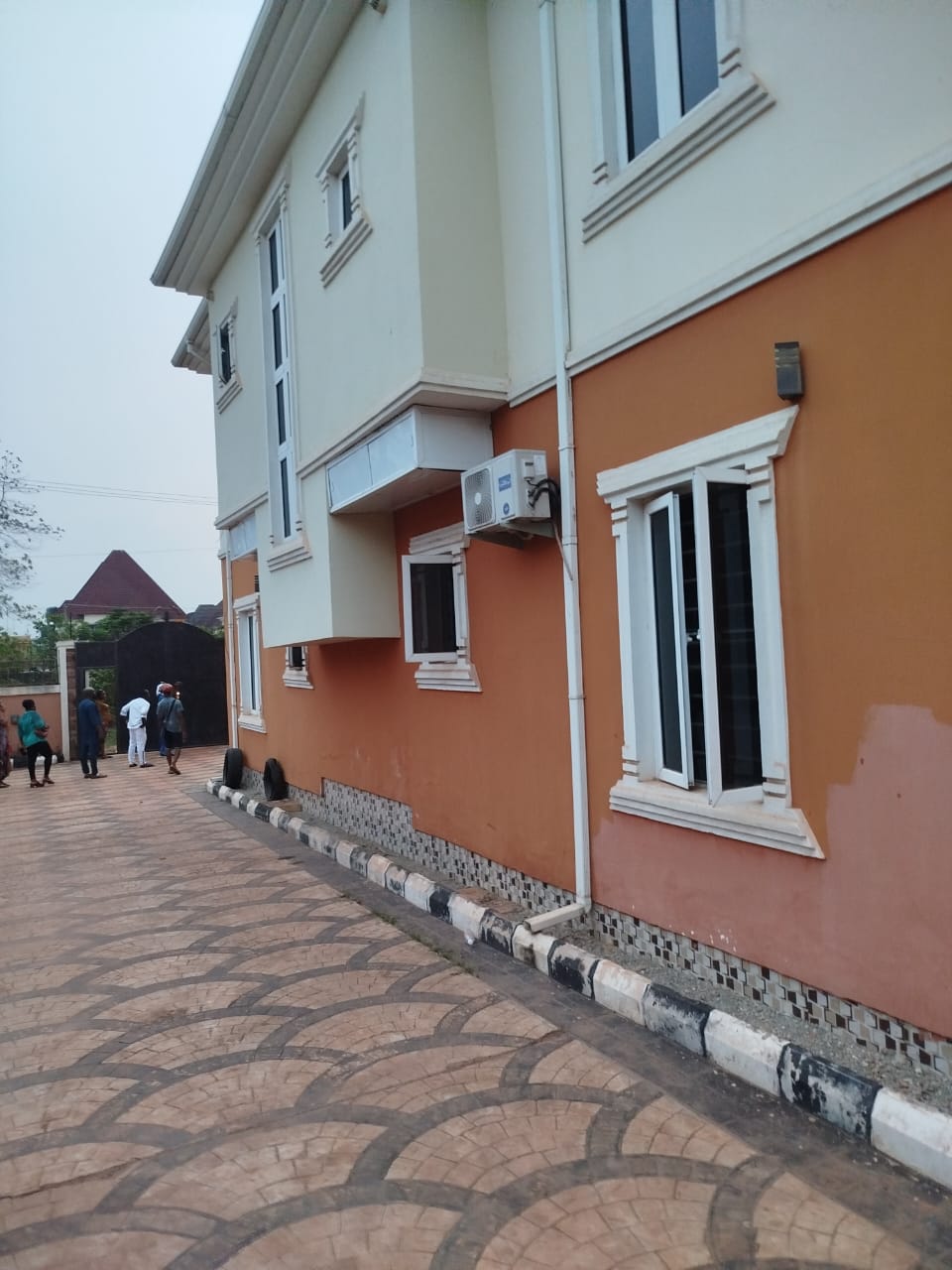 6-Bedroom Duplex + BQ.