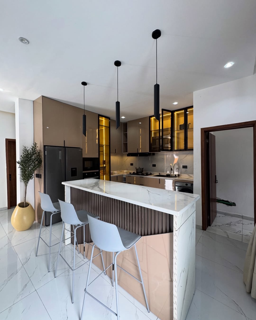 3 bedroom bungalow &4 bedroom bungalow