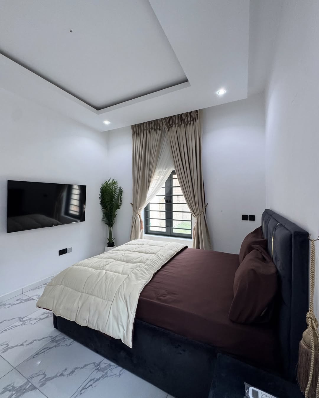 3 bedroom bungalow &4 bedroom bungalow