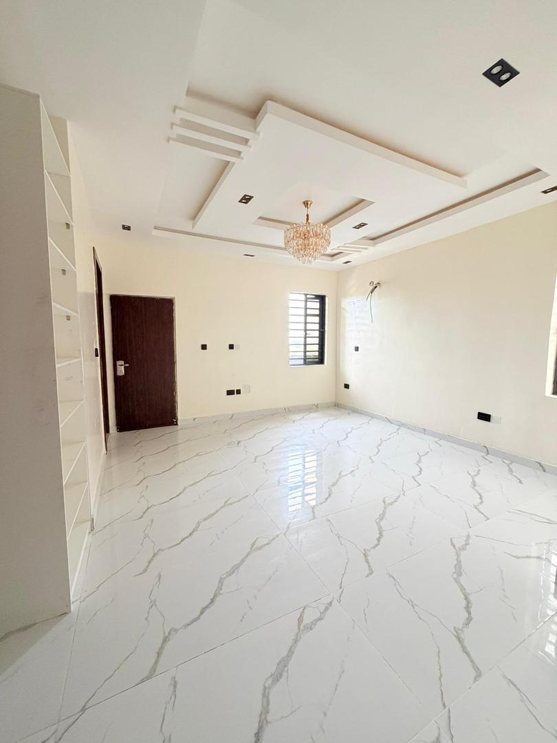 Spaciously built 4 Bedroom semi Detached Duplex