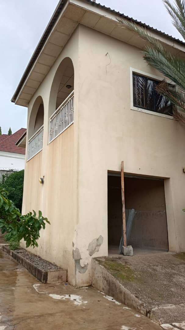 4 bedroom duplex apartments and bq