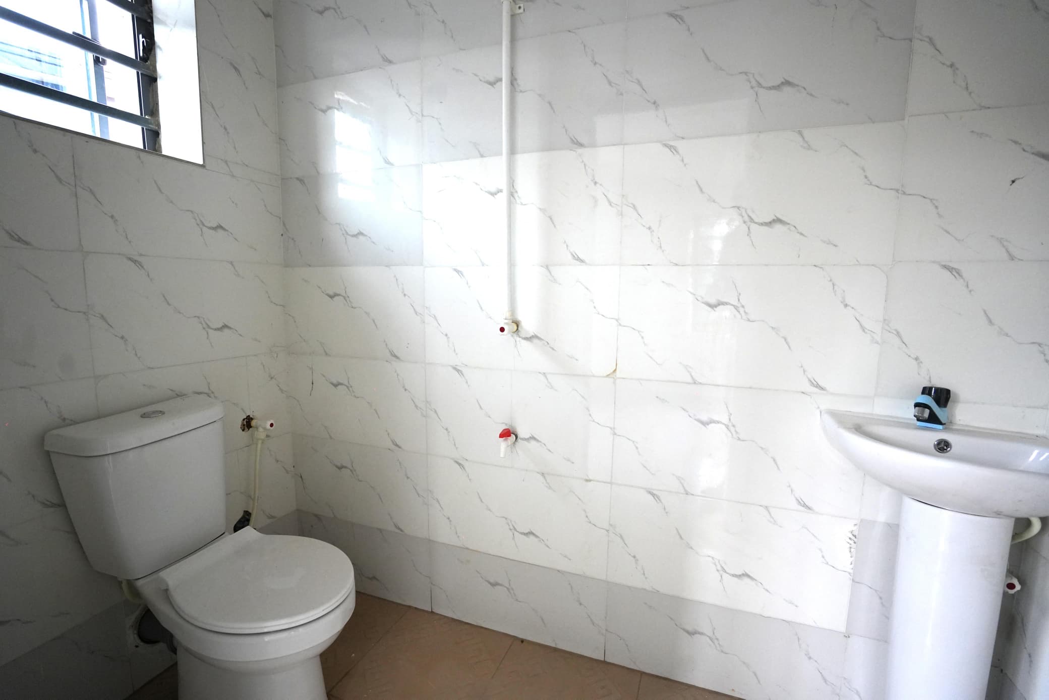 2 bedroom detached bungalow