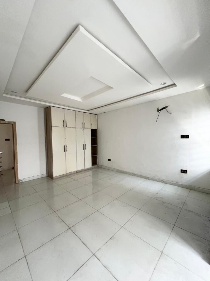 Newly built 3 bedroom terrace duplex