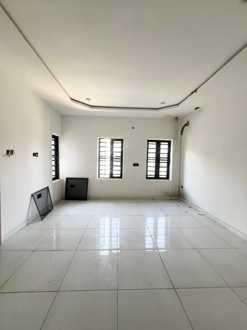 Newly built 3 bedroom terrace duplex