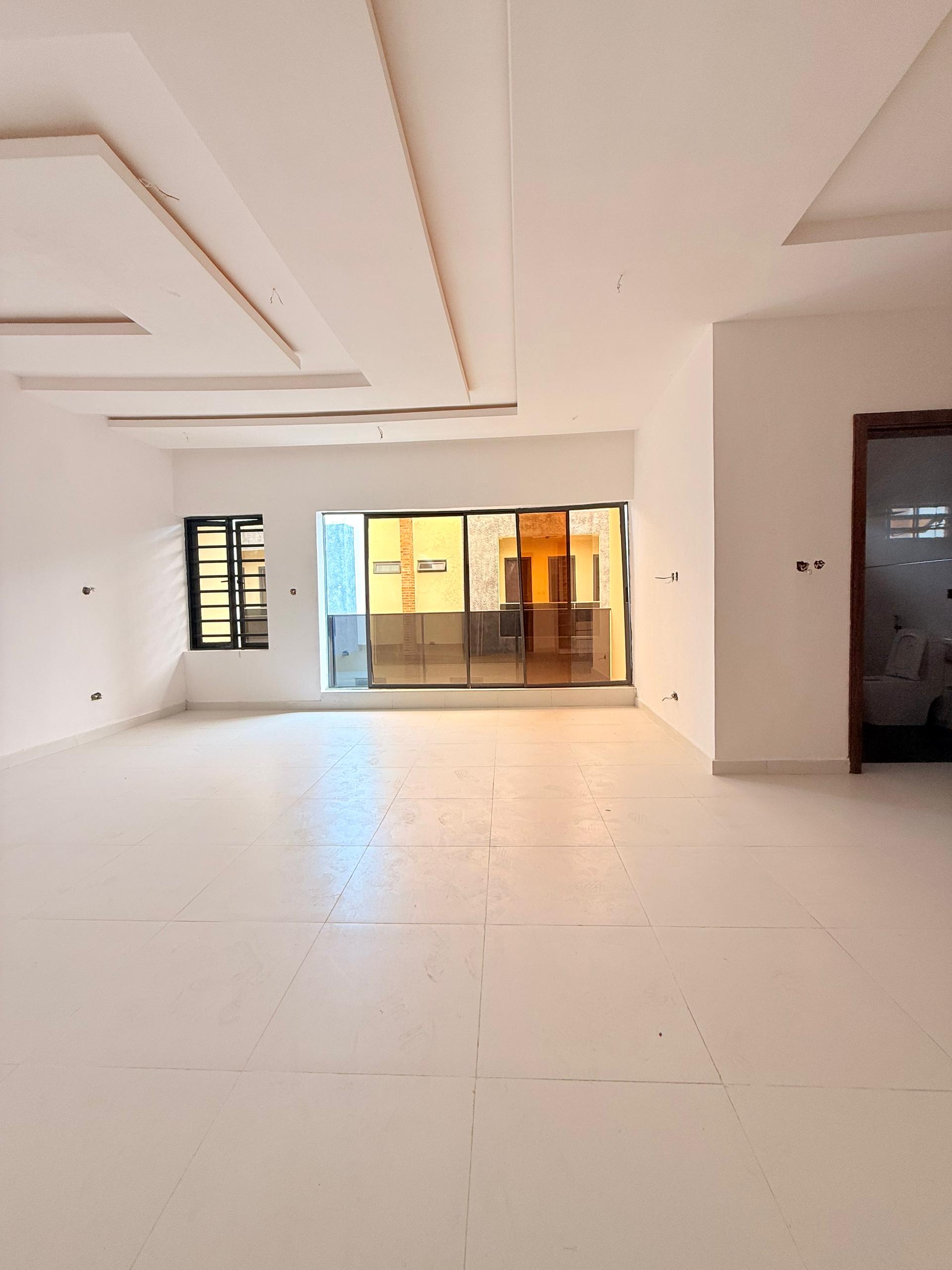 Luxury 3 bedroom semi detached duplex