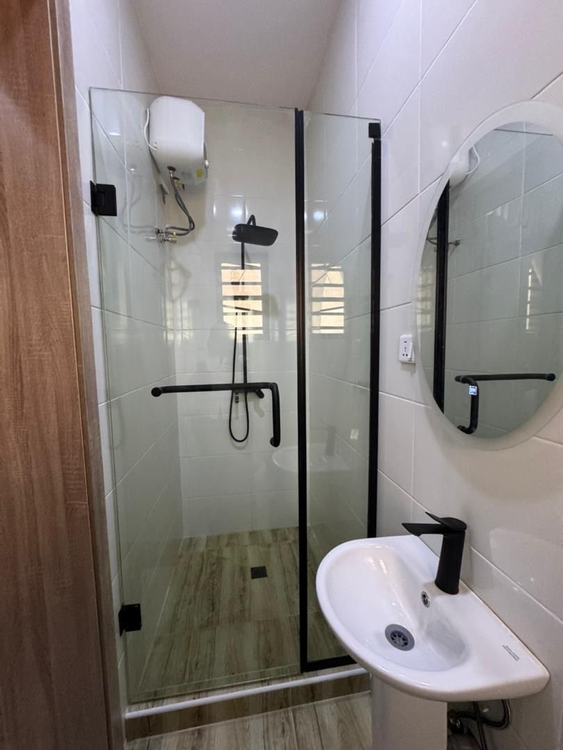 Luxury 3 bedroom fully detached bungalow + BQ