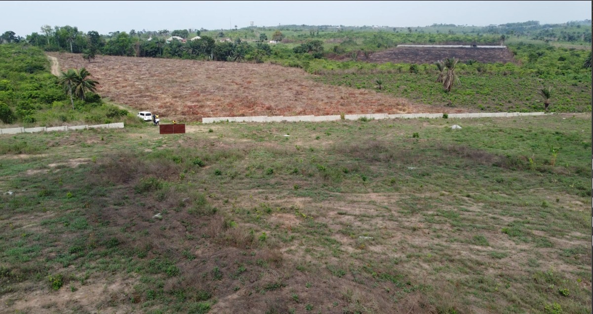 Land for sale at ogun state with N500,000 initial deposit
