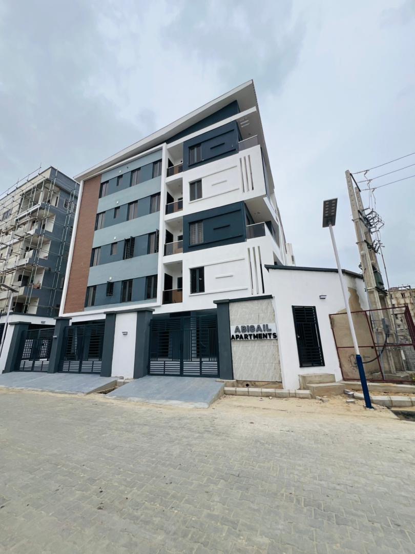 Luxury 4 bedroom apartment + BQ