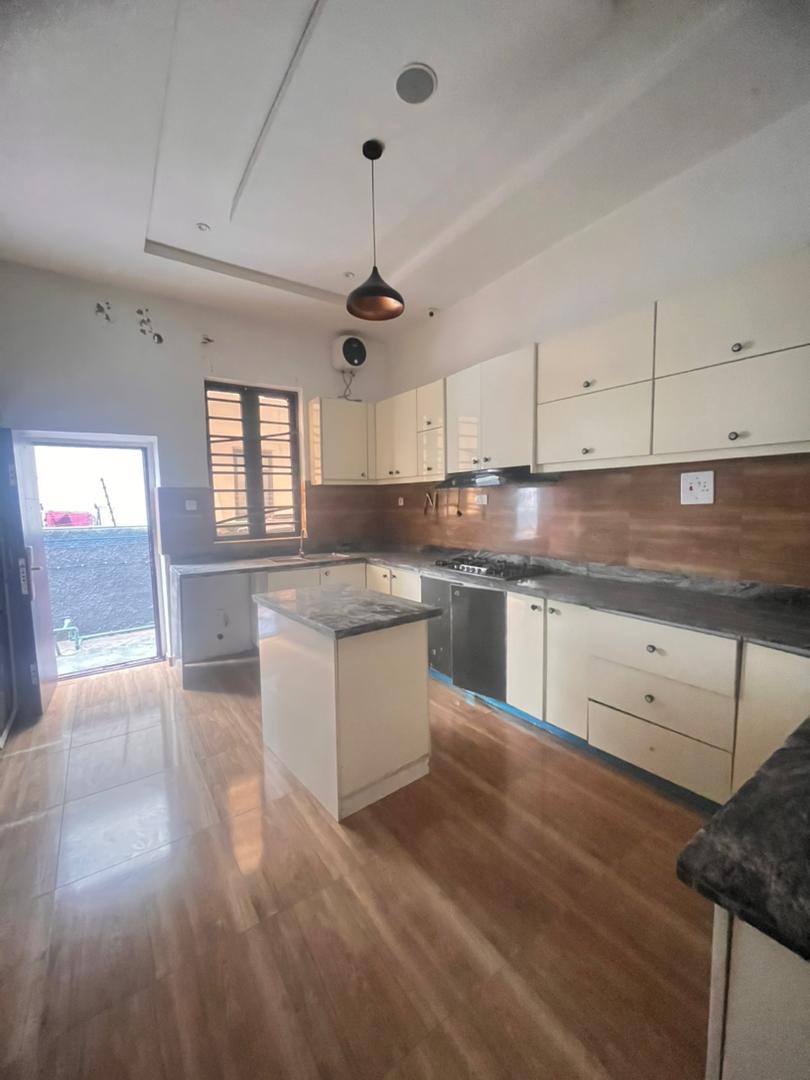 Luxury 4 bedroom semi detached duplex for rent at orchid Lekki