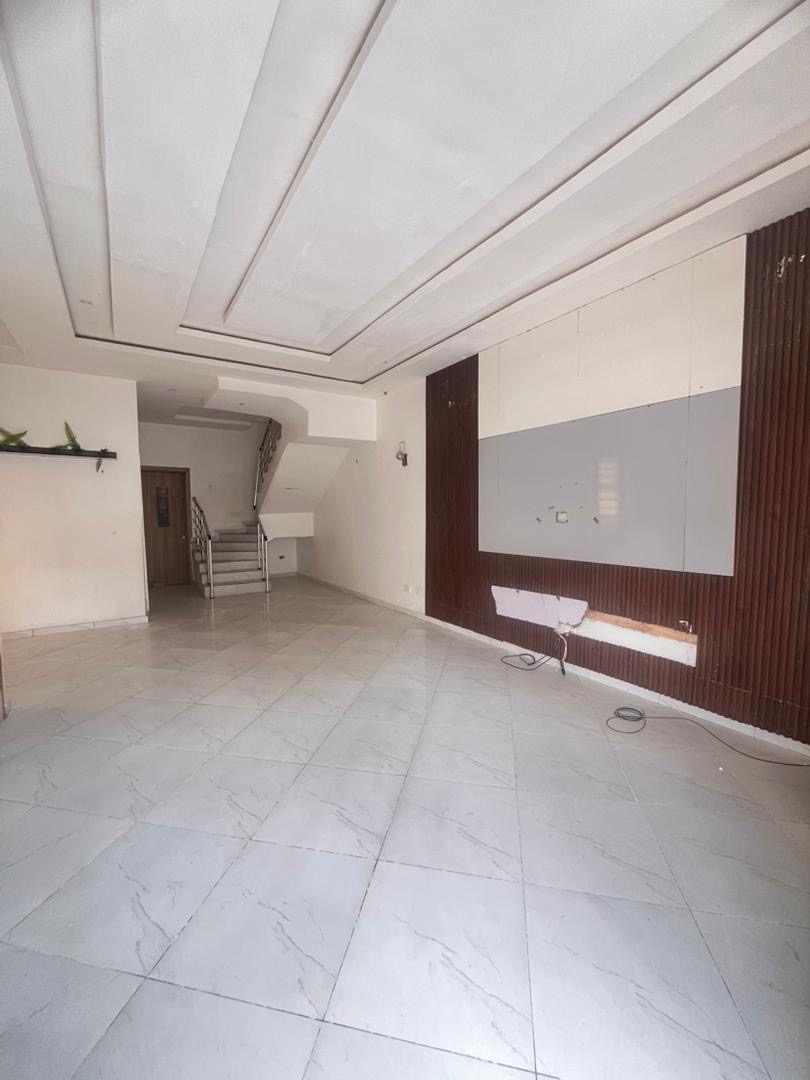 Luxury 4 bedroom semi detached duplex for rent at orchid Lekki