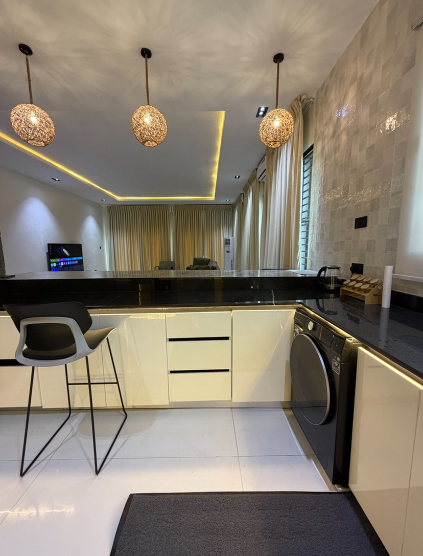 Luxury 3 Bedroom Duplex available in Ishola GRA
