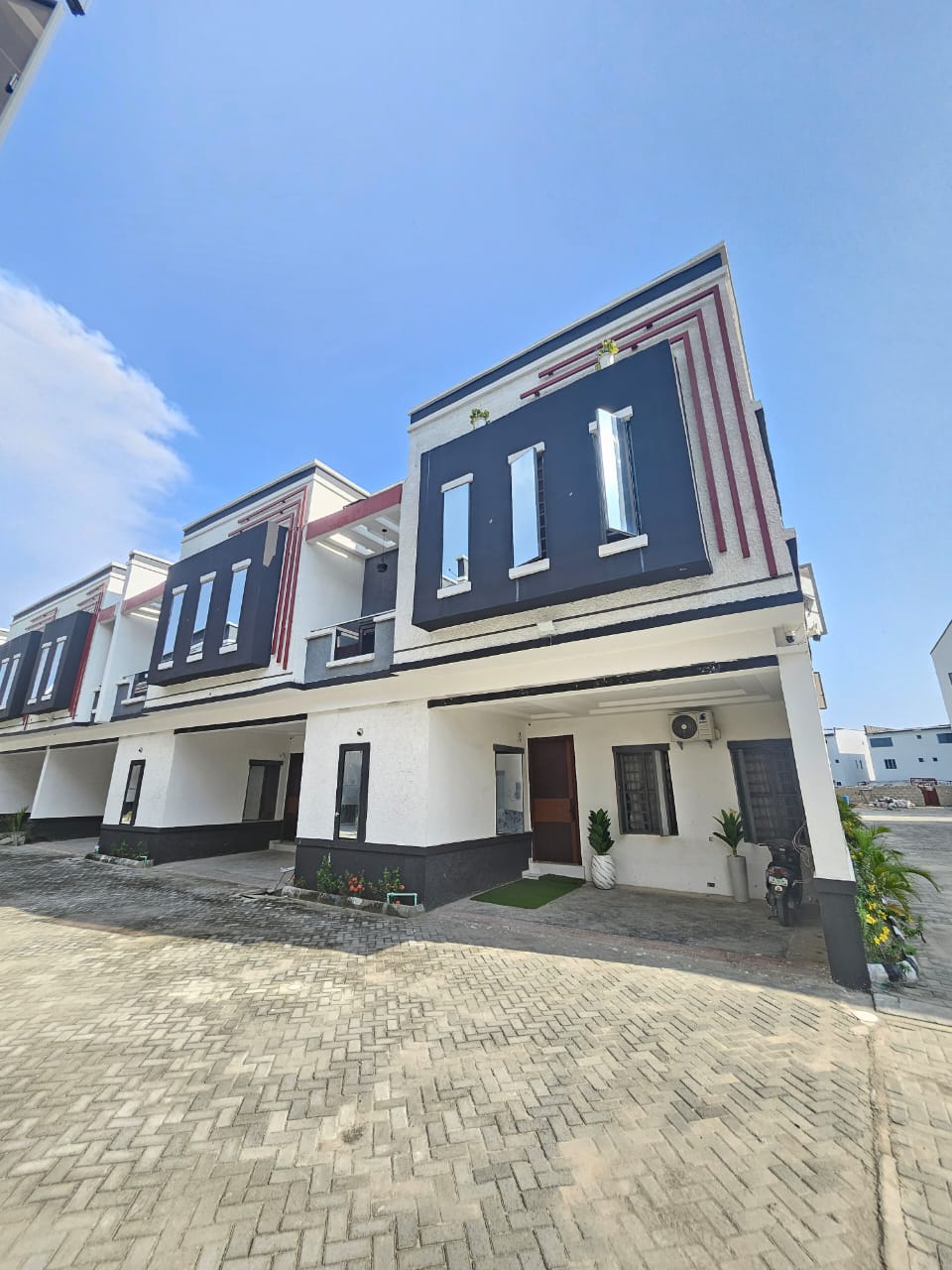 2-3-4 BEDROOM PANTHEON SMART DUPLEXES