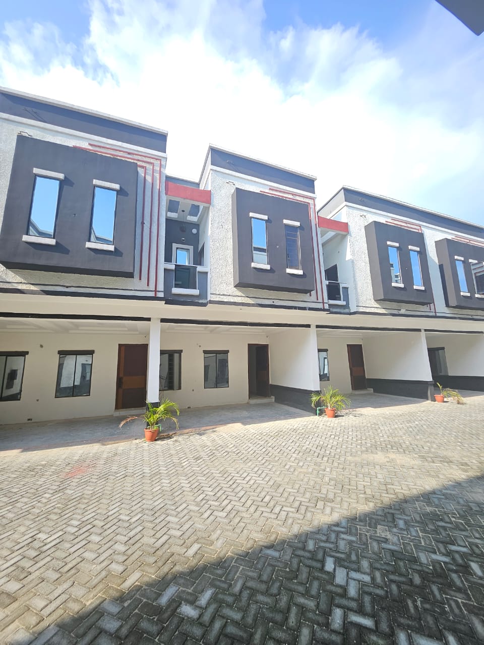 2-3-4 BEDROOM PANTHEON SMART DUPLEXES