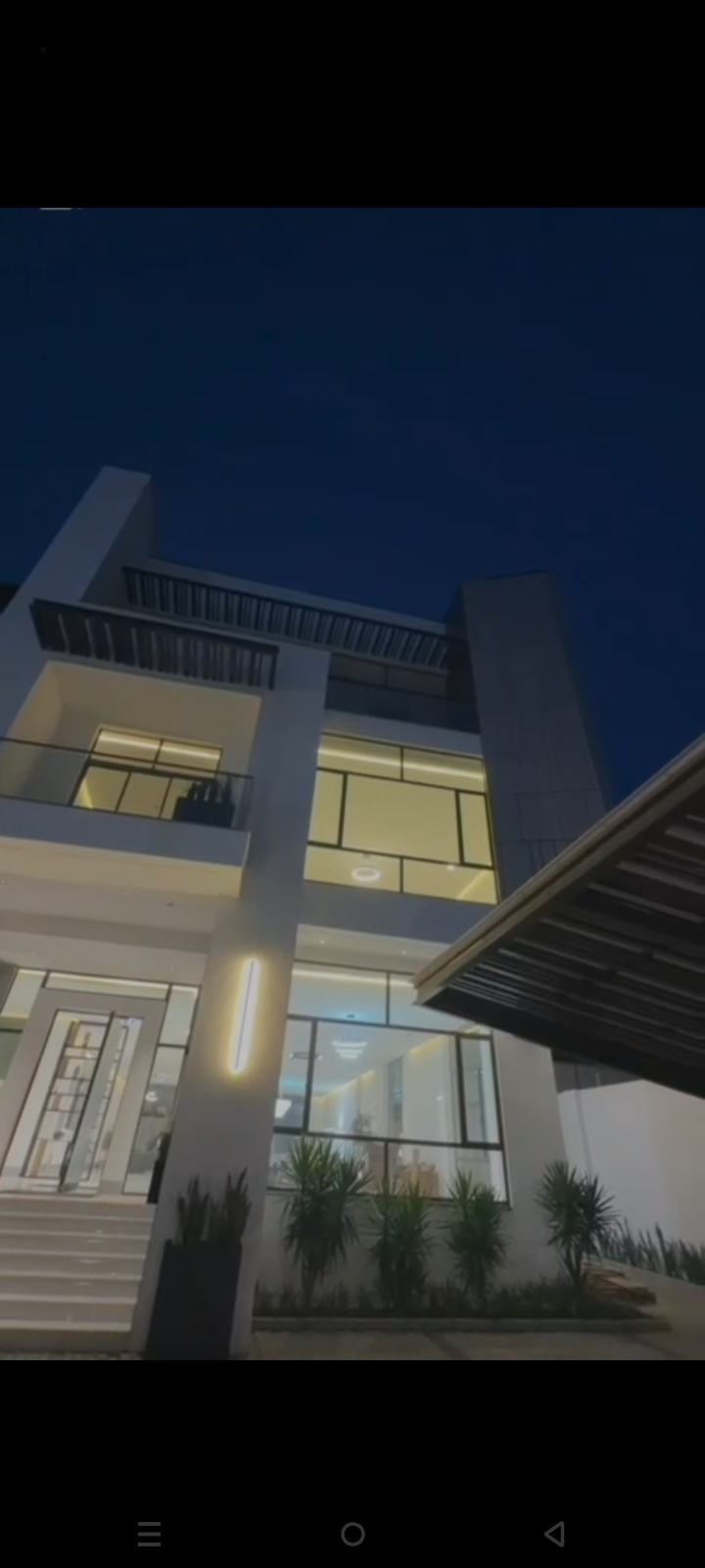Ultra-Luxury 8-Bedroom Smart Mansion